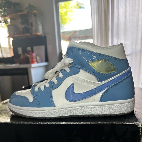 Air Jordan 1 UNC Patent 2003 - Picture 5 of 6